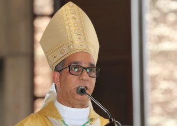 Arzobispo aclara Iglesia Católica no ha mandado a votar por ningún candidato