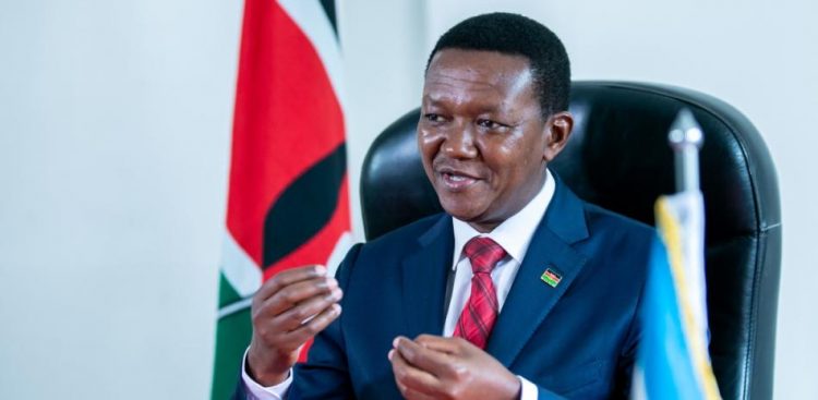 Reasignan al canciller de Kenia en medio de críticas por envío de tropas a Haití