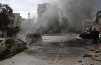 México evacúa a más de 100 de sus ciudadanos de Israel en vuelo militar