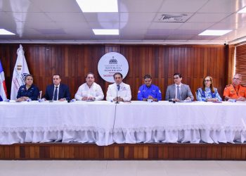 Reportan 13 muertes y más de 14,000 casos sospechosos por dengue