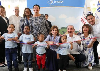 Vicepresidenta Raquel Peña inaugura un CAFI en el Recinto Bonao de la UASD