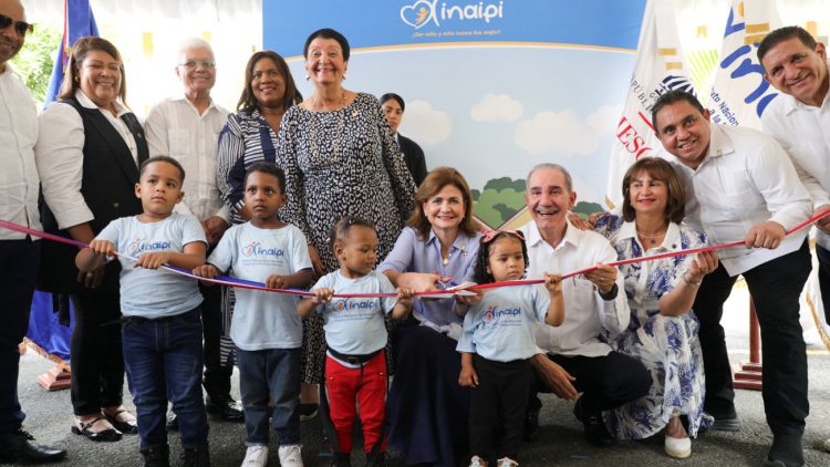 Vicepresidenta Raquel Peña inaugura un CAFI en el Recinto Bonao de la UASD