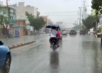Tormenta Rafael y vaguada seguirán provocando aguaceros con tormentas eléctricas