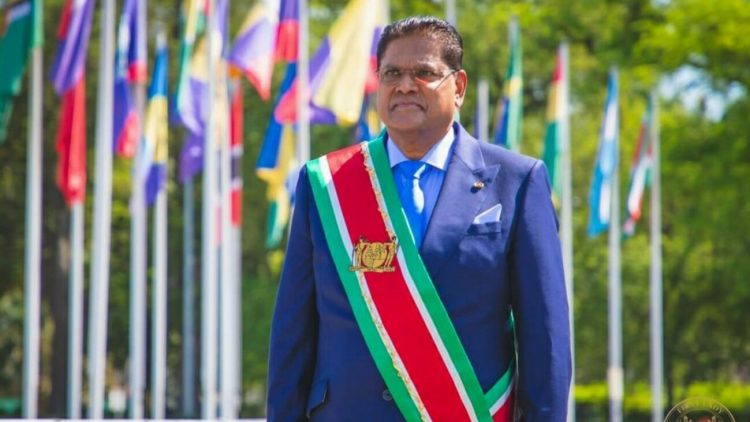 Presidente Abinader recibirá en el Palacio Nacional visita oficial de su homólogo de Surinam