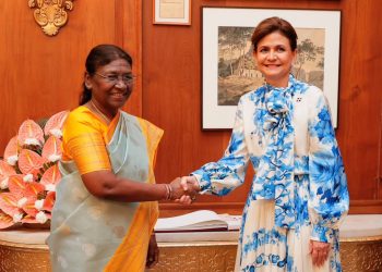 Vicepresidenta Raquel Peña llega a la India en visita oficial