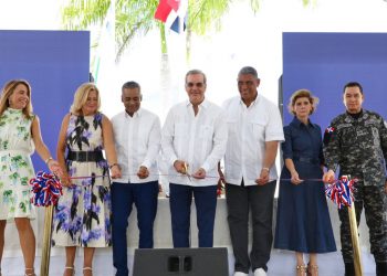 Presidente Abinader inaugura Centro de Entrenamiento Policial en Gaspar Hernández