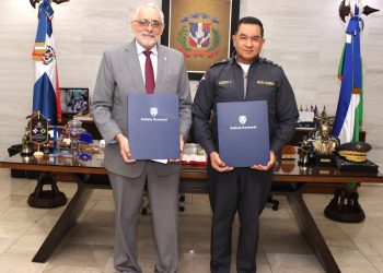 LIDOM y Policía Nacional acuerdan reforzar seguridad dentro y fuera de los estadios