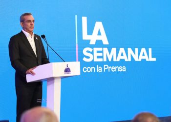 Abinader asegura que han sido transparentes con estadísticas del dengue