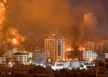 Israel asegura haber bombardeado 750 objetivos en Gaza durante la noche