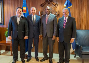 Crean mesa de trabajo para impulsar la transformación digital en la UASD