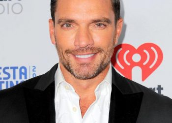 Julián Gil vuelve a ser diagnosticado con cáncer de piel