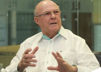 Hipólito Mejía asegura que Raquel Peña es “una vicepresidenta que no tiene sustituto”