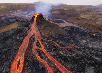 Probabilidad de erupción volcánica en Islandia sigue siendo alta