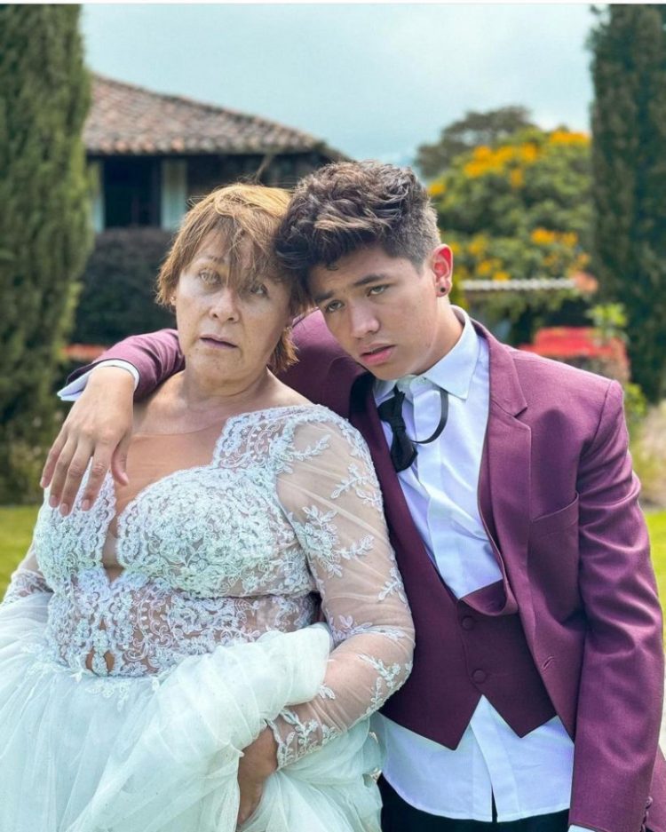 Actriz Alina Lozano se casa con su novio 30 años menor que ella