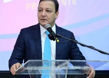 Abel Martínez denuncia “secuestro” de empleados del ayuntamiento que retiraban vallas políticas