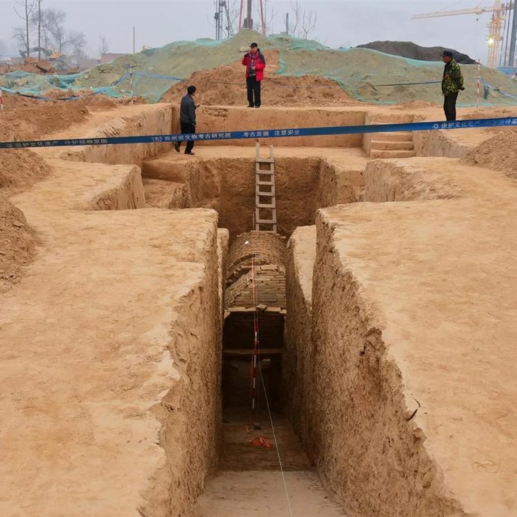 Encuentran cientos de tumbas de 2.000 años de antigüedad en el centro de China