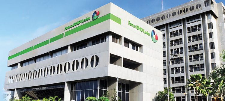 BHD dispone fondo de RD$50 millones para asistencia a emergencia por inundaciones