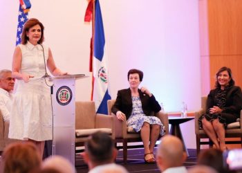 Raquel Peña afirma los dominicanos en el exterior son prioridad para el Gobierno