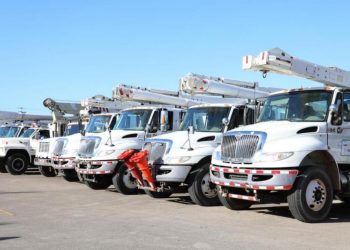 Edeeste rehabilita el servicio eléctrico al 99.6 % de los clientes afectados por las lluvias