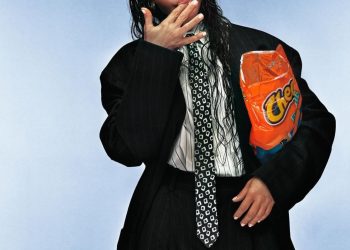 Kim Kardashian recibe el título de “Hombre del Año” por la Revista GQ