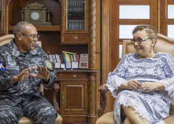 Procuradora Miriam Germán Brito recibe visita del nuevo director general de la Policía Nacional