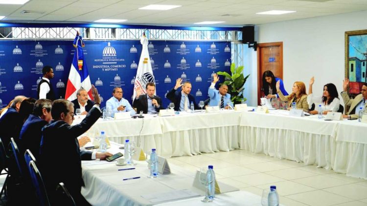 Aprueban permisos de instalación de 14 nuevas empresas de zonas francas