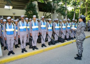 Policía Nacional refuerza el patrullaje por motivo del Viernes Negro