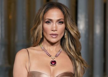 Jennifer López anuncia el estreno de su álbum “This Is Me… Now”