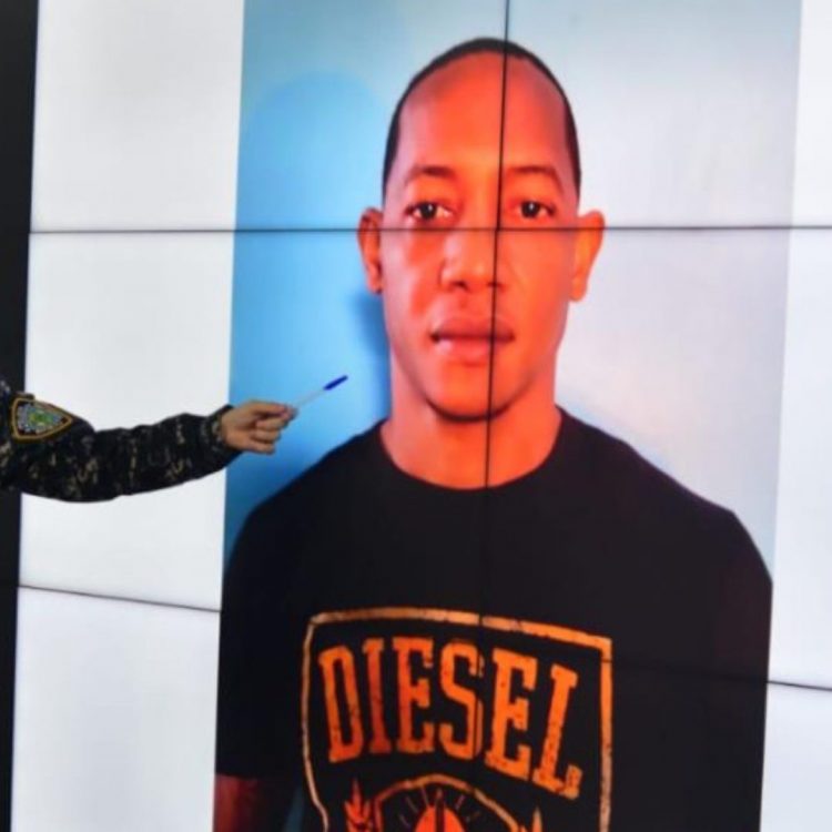 Policía ultima a dos hombres que se había fugado durante traslado a tribunal