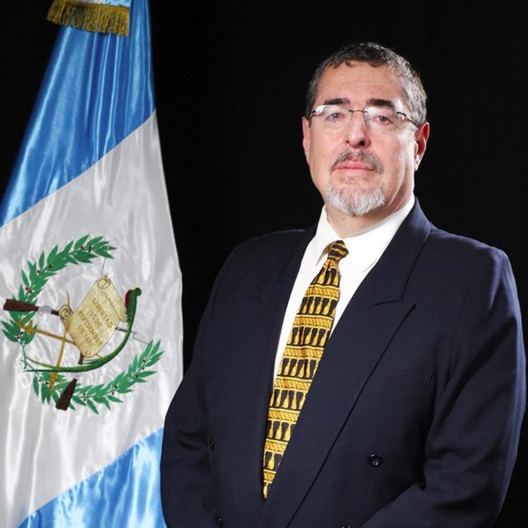 Presidente electo de Guatemala, Bernardo Arévalo, visitará República Dominicana este lunes