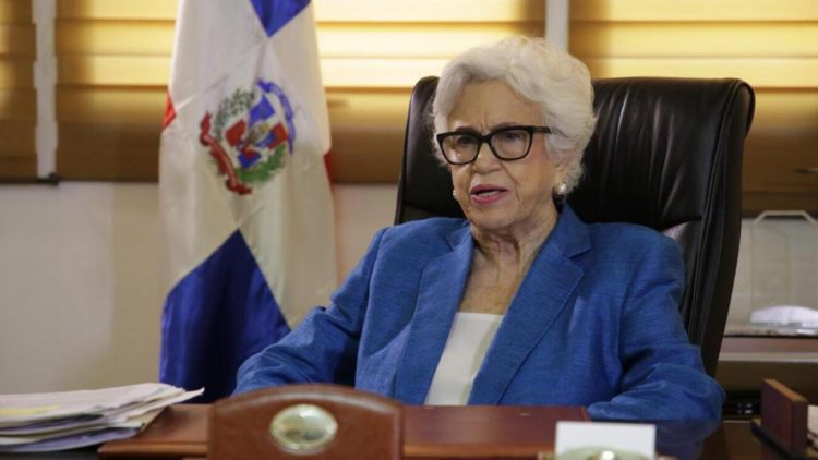 Milagros Ortiz Bosch recibe alta hospitalaria tras estar ingresada por Covid-19