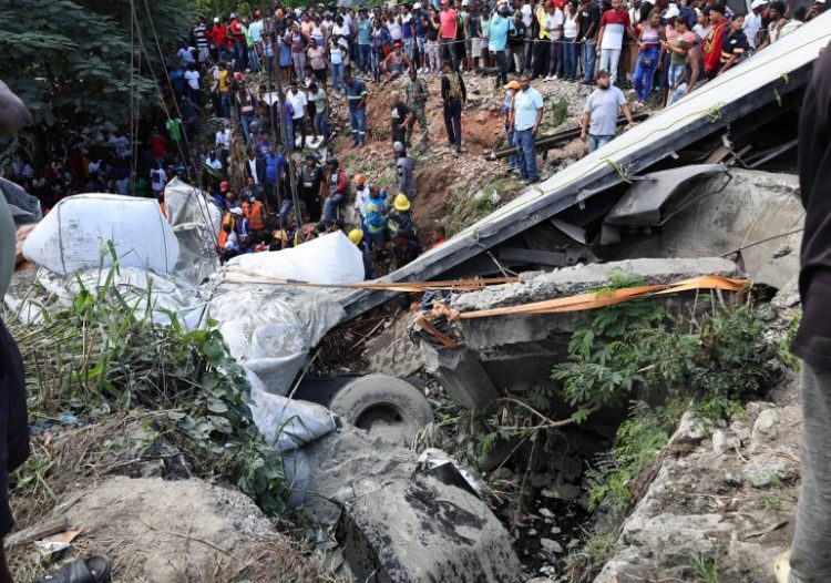 Piden a familiares de víctimas de accidente en Haina completar actas para expediente acusatorio