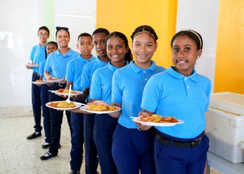 Inabie culmina adjudicaciones de almuerzo para los próximos años escolares