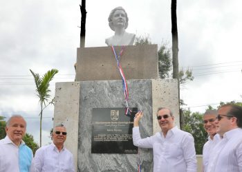 Inauguran Boulevard del Dominicano en el Exterior, en Santo Domingo Este