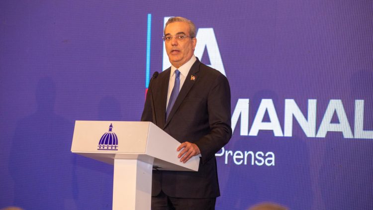 Presidente Abinader expresa su apoyo al presidente electo de Guatemala