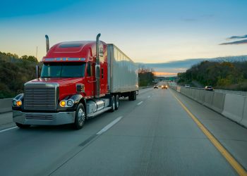 Intrant prohíbe circulación de vehículos de carga durante el Día de la Virgen de la Altagracia