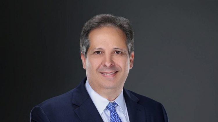 Ministro de Salud pide al Colegio Médico que demuestre cuáles cancelaciones fueron injustificadas