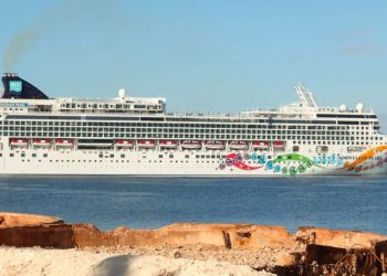 Llega el primer crucero al Puerto Cabo Rojo en Pedernales
