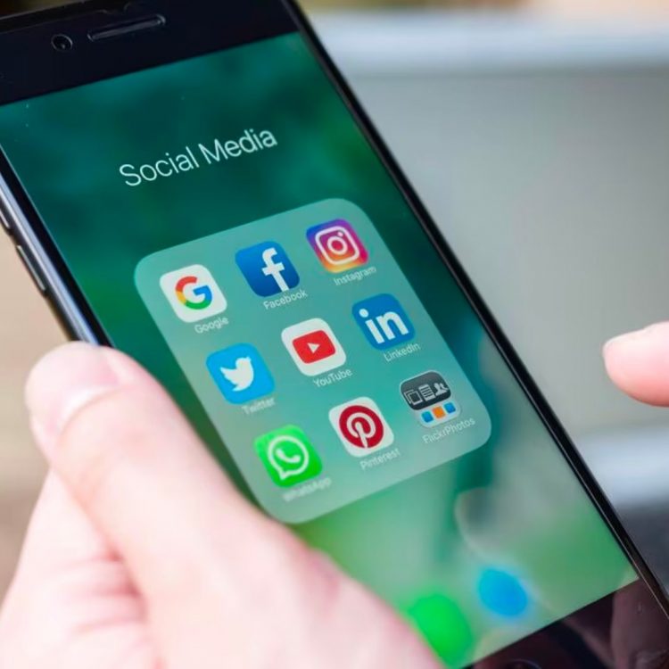 Las principales plataformas digitales no aplican medidas contra la desinformación