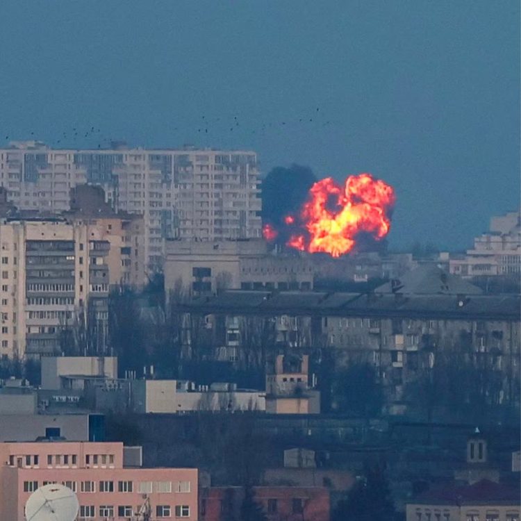 Rusia lanza cuarenta misiles y drones en ataque nocturno contra Ucrania