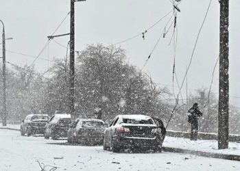 Ola de frío paraliza el tráfico en Varsovia y provoca problemas en toda Polonia