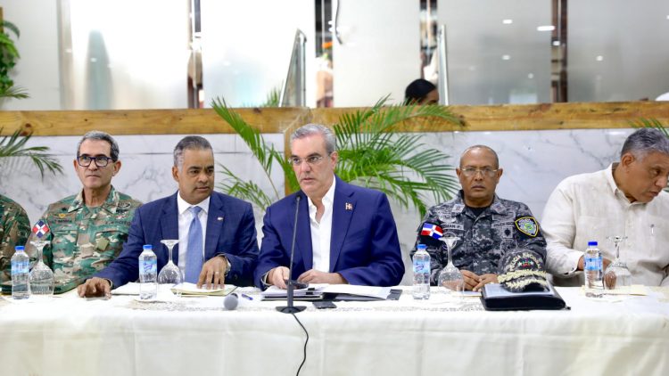 Presidente Abinader encabeza reunión de seguimiento al Plan de Seguridad Ciudadana