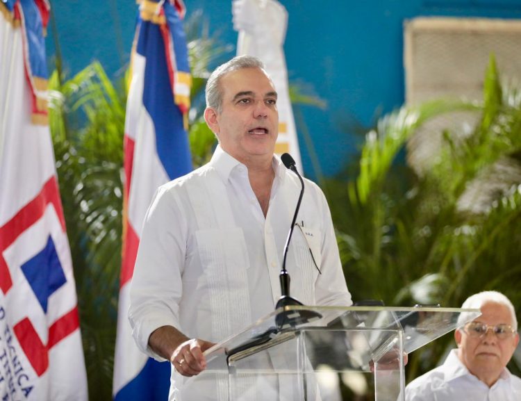 Presidente Abinader ejercerá su derecho al voto este domingo a las 10:30 de la mañana