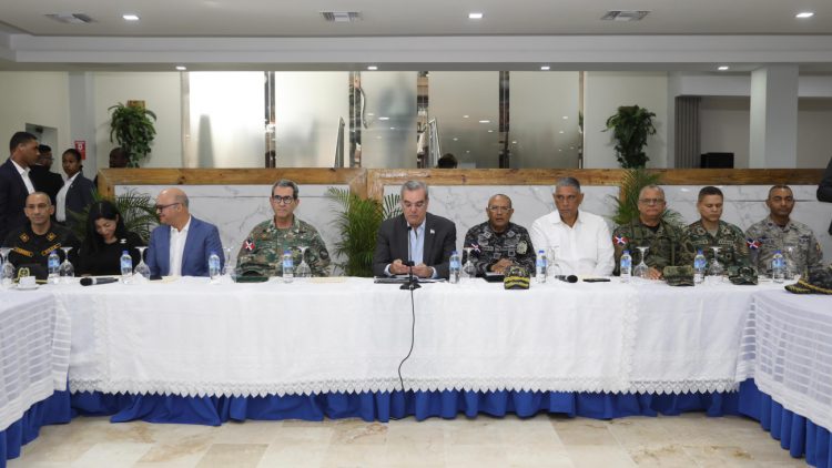 Abinader encabeza reunión de seguimiento al Plan de Seguridad Ciudadana