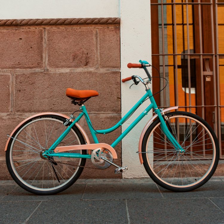 Cuatro hombres intentan robar 260 bicicletas con cheque falso a empresa de Santo Domingo