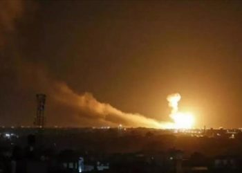 EE.UU. lanza una serie de ataques aéreos contra objetivos proiraníes en Irak y Siria