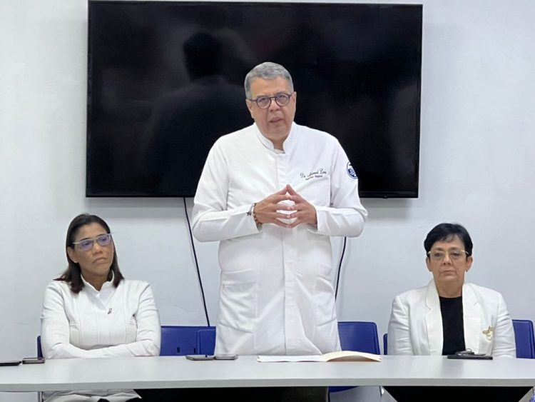 Juramentada nueva directora Hospital Pediátrico Arturo Grullón