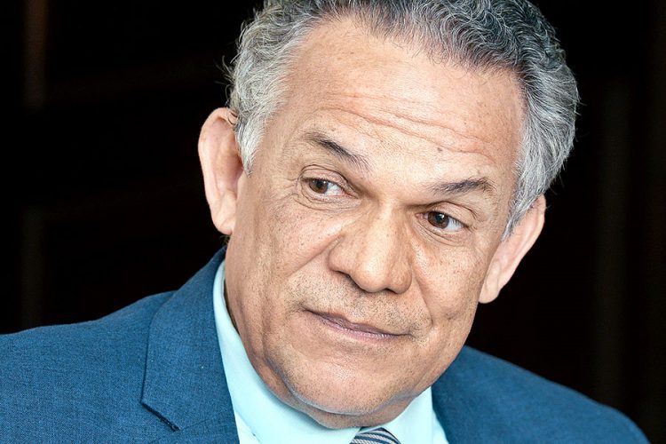 Ramón Camejo renuncia al PLD por la desorganización del partido