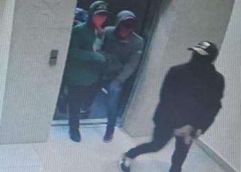 Policía captura a tres de cinco personas por robos en torres del Distrito Nacional