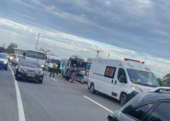 Al menos ocho heridos durante accidente de tránsito en Autovía del Este